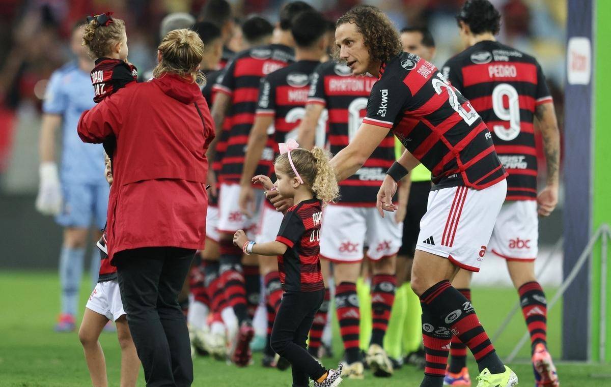 开云下载-关于足球赛场上的精彩对决，观众们欣喜若狂的信息