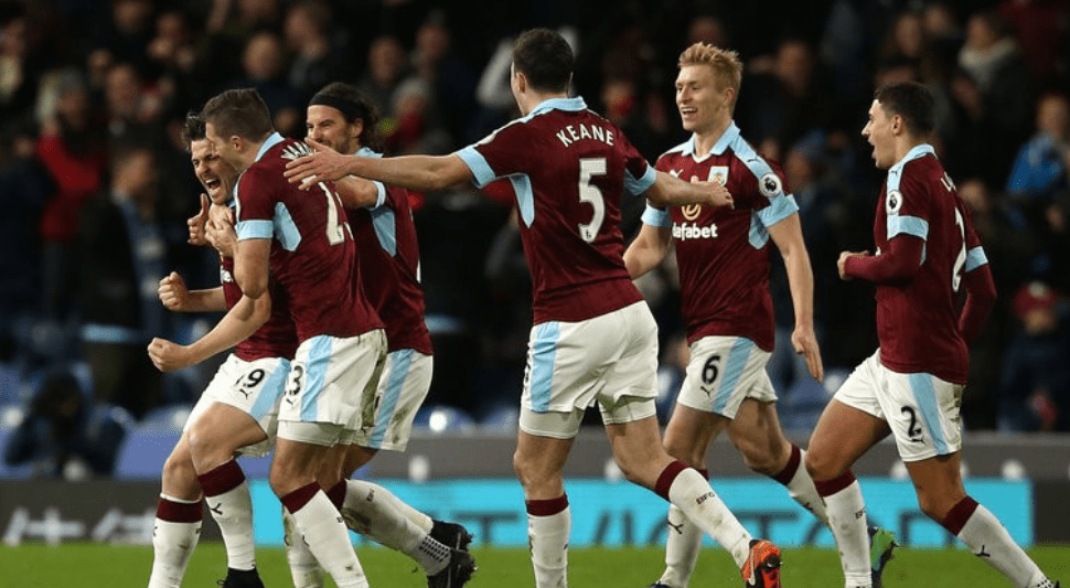 开云平台-伯恩利客场不敌狼队，遭遇两连败的简单介绍