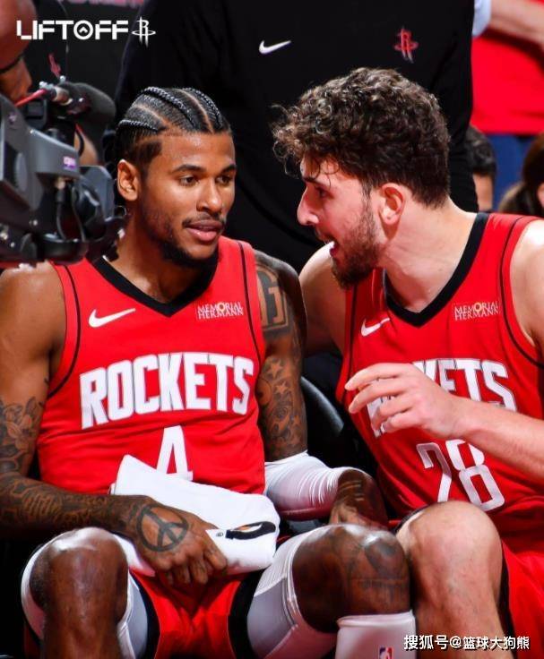 开云下载-雄鹿后卫投篮命中率飙升，带领球队胜出的简单介绍