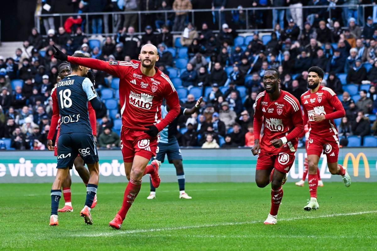 关于法国劲旅宣布引进英格兰国门，强化门将线的信息