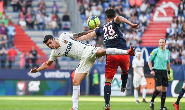 开云下载-关于梅斯球队客场失利，反思整体战术布局的信息