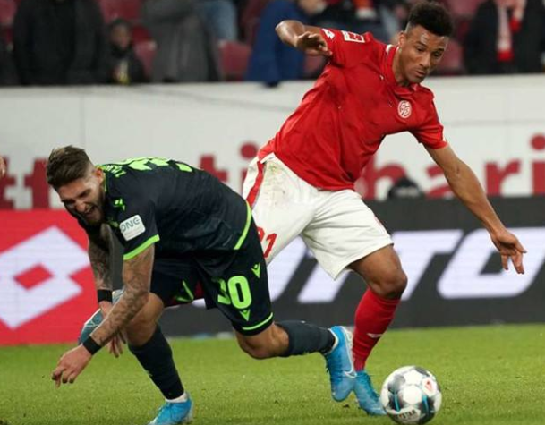 柏林ADD主场抢分成功,重返积分榜前四的简单介绍 柏林ADD主场抢分成功,重返积分榜前四的简单介绍