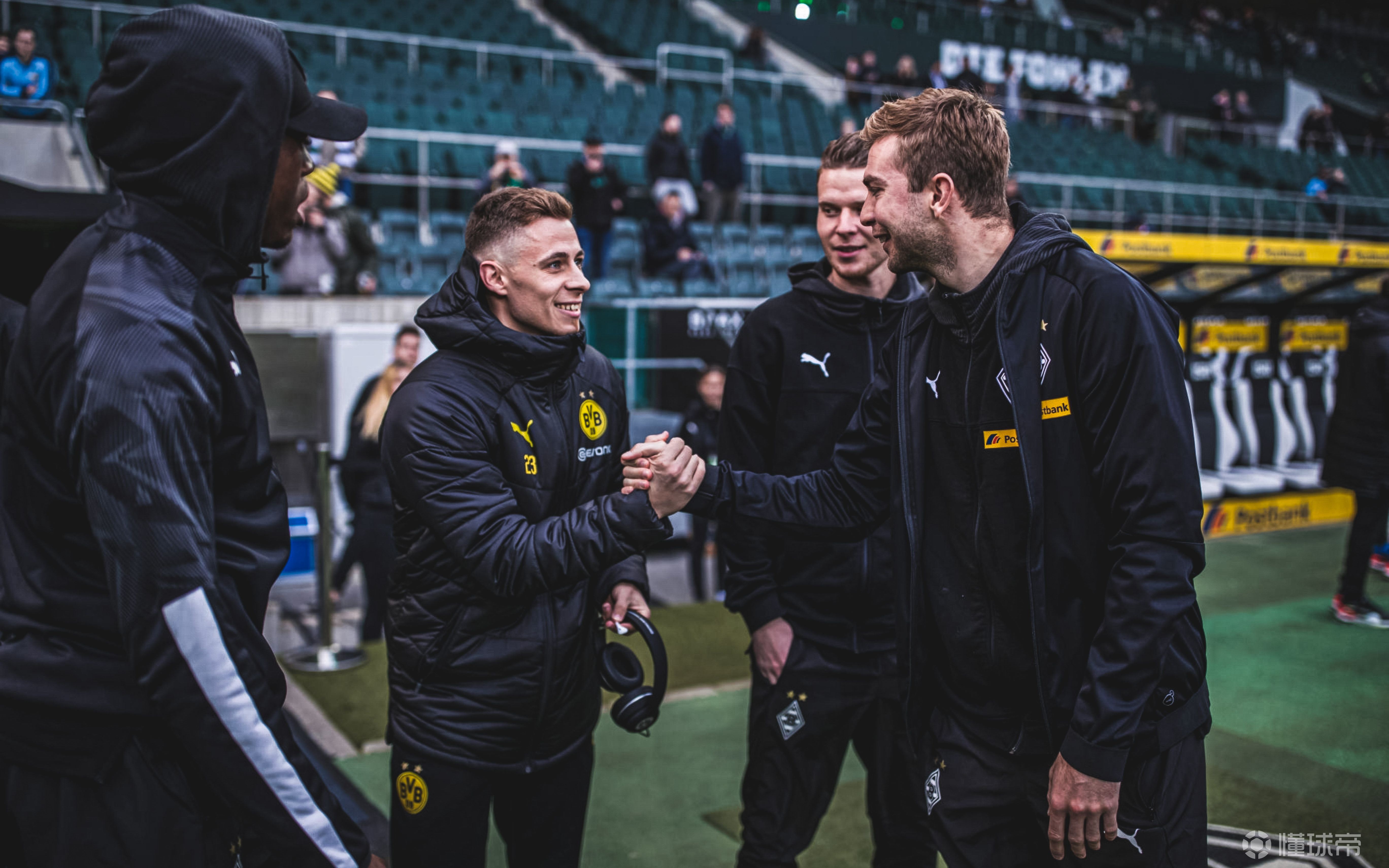 开云体育在线-门兴格拉德巴赫逆转胜利，充满斗志继续冲击胜利