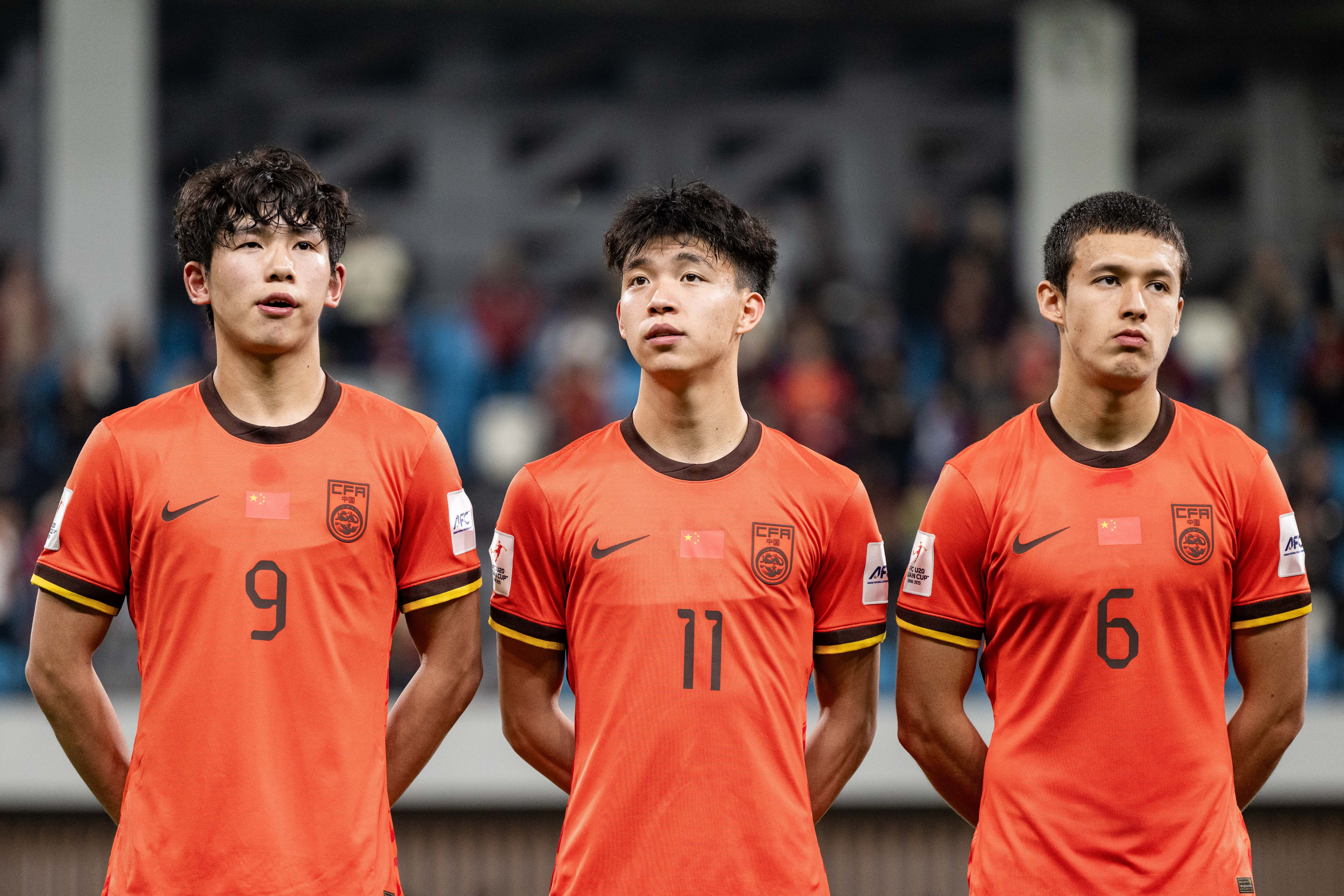 关于亚洲杯足球比赛纷呈风采,中国代表斩获殊荣的信息 关于亚洲杯足球比赛纷呈风采,中国代表斩获殊荣的信息