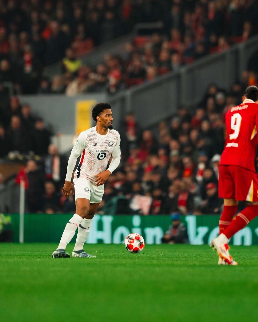 开云体育平台APP-关于利物浦后防不稳，面临欧冠资格危机的信息