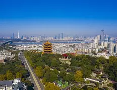 开云官网-武汉光谷成功力挽狂澜，逆转获得宝贵三分的简单介绍