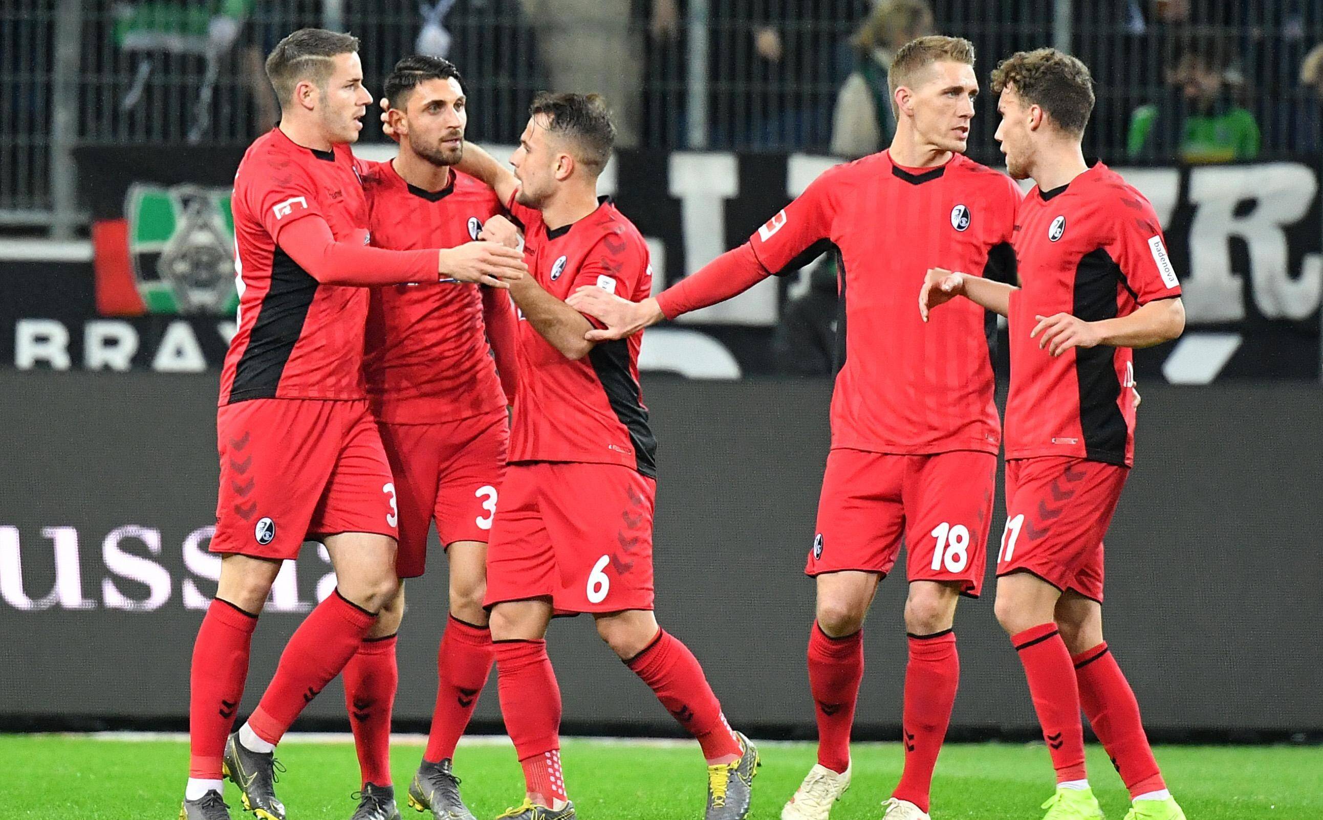 开云下载-包含比勒费尔德年轻球员展现潜力取得胜利的词条