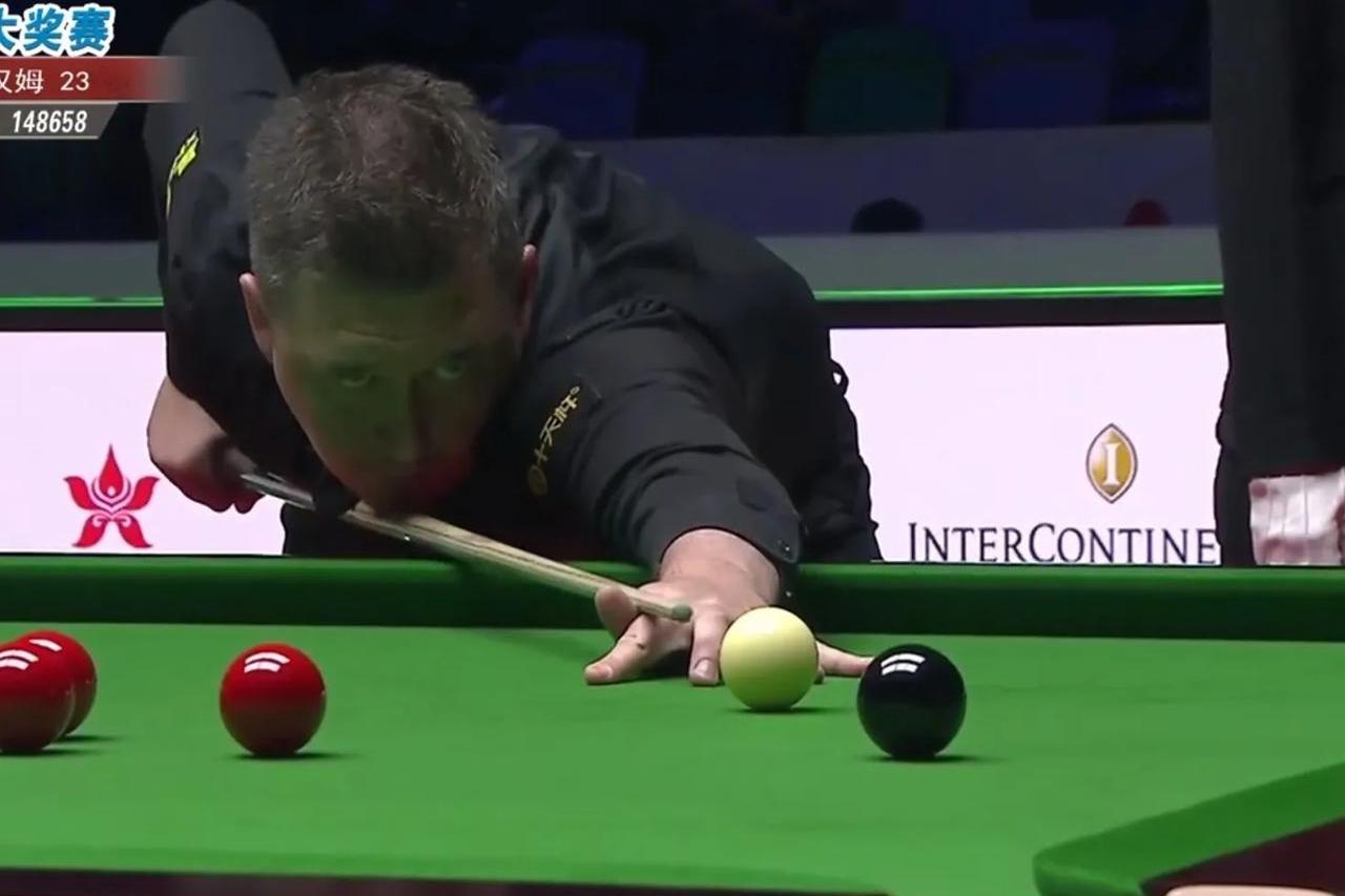 外国选手精湛技巧赢得掌声 外国选手精湛技巧赢得掌声