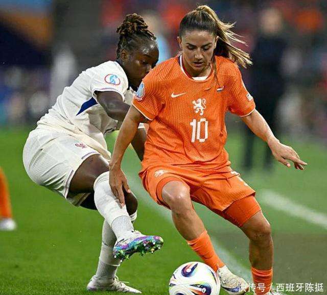 开云APP-荷兰女足表现出色成功晋级八强