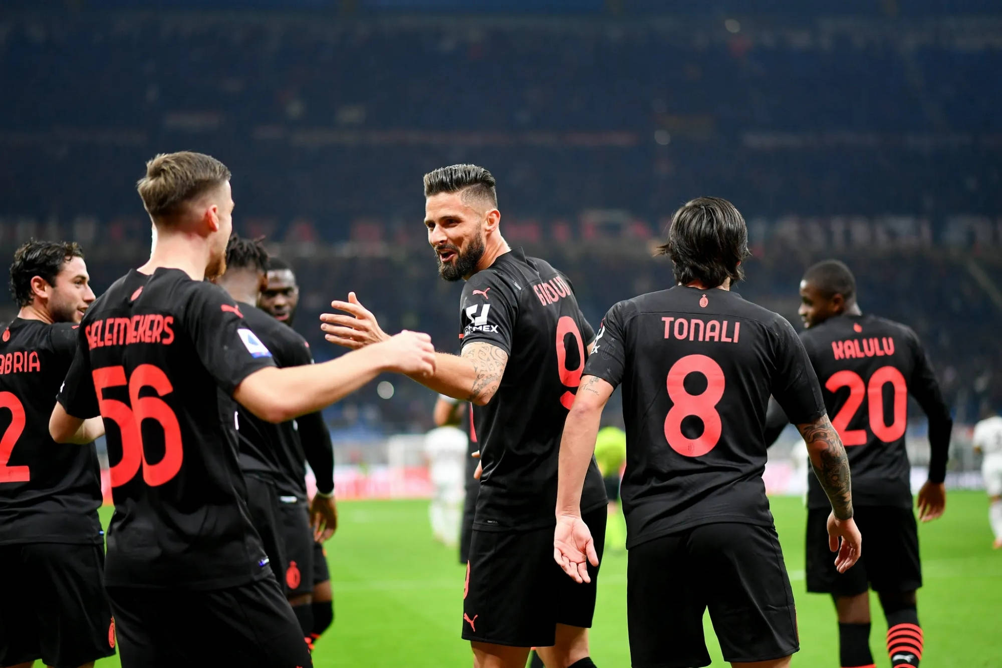 包含意大利足坛焦点:佛罗伦萨负国际米兰的词条 包含意大利足坛焦点:佛罗伦萨负国际米兰的词条