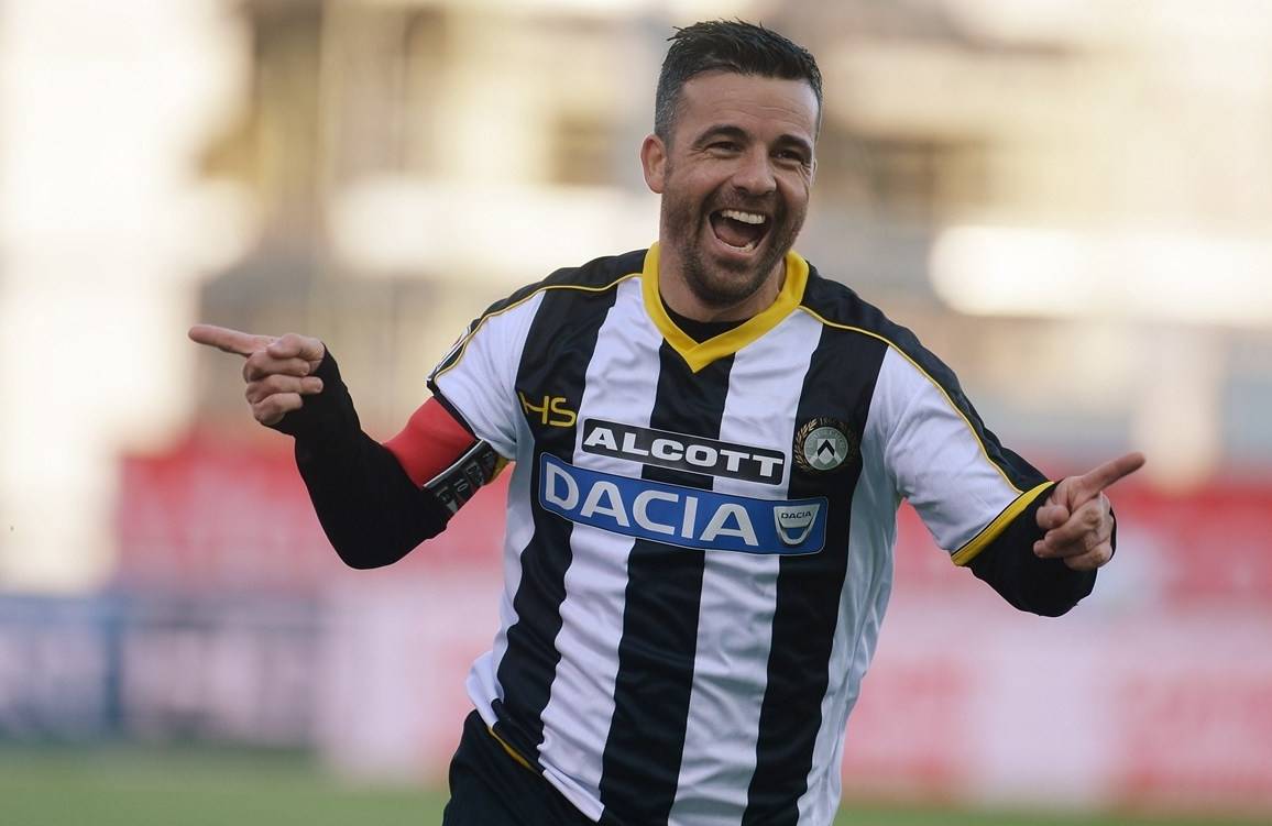 开云体育入口-萨索洛球员当选最佳，表现受到认可的简单介绍