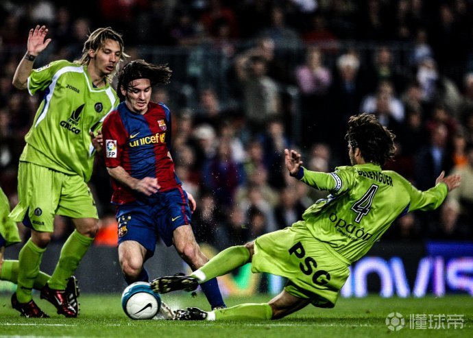 开云体育在线-巴塞罗那轻松击败对手凭借梅西进球