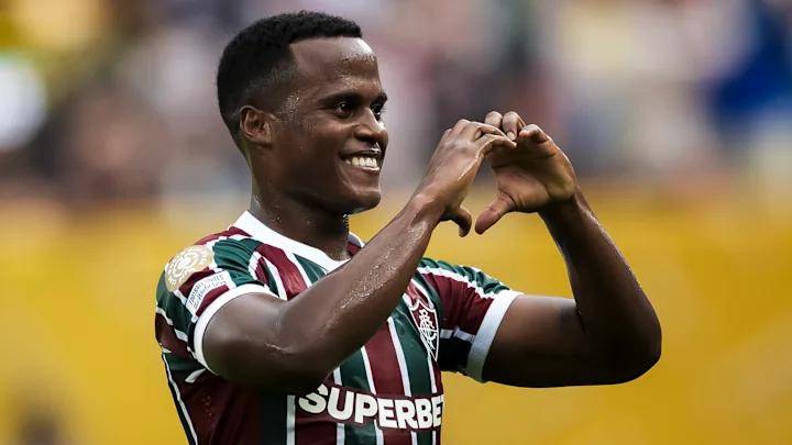 包含南美洲球员在欧洲俱乐部赛赛场脱颖而出的词条 包含南美洲球员在欧洲俱乐部赛赛场脱颖而出的词条