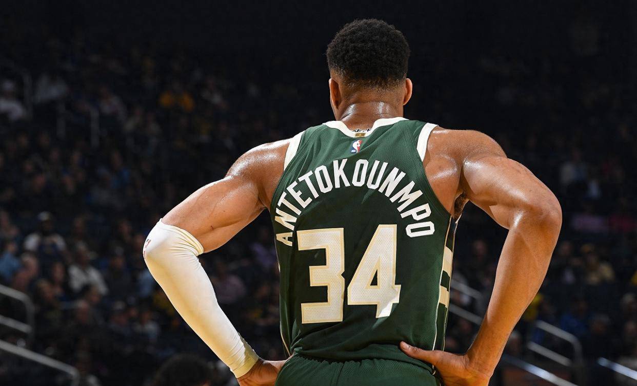 开云体育在线-雄鹿锁定东部头名！字母哥+数据稳定的简单介绍