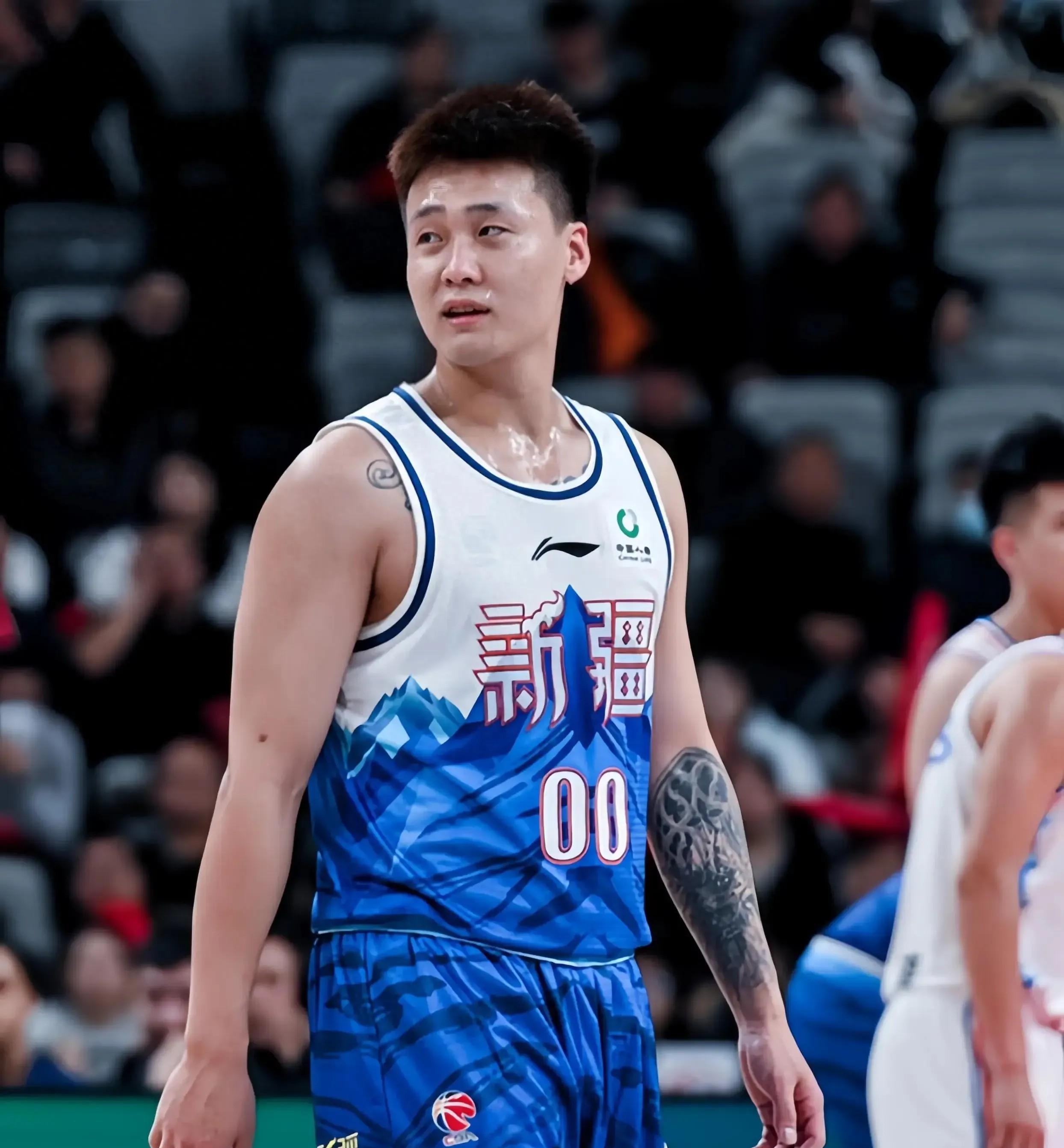 包含新疆队惜败，与山东队展开生死战的词条