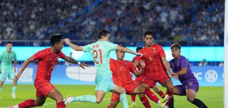 东南亚球队备战国外联赛保持状态 东南亚球队备战国外联赛保持状态