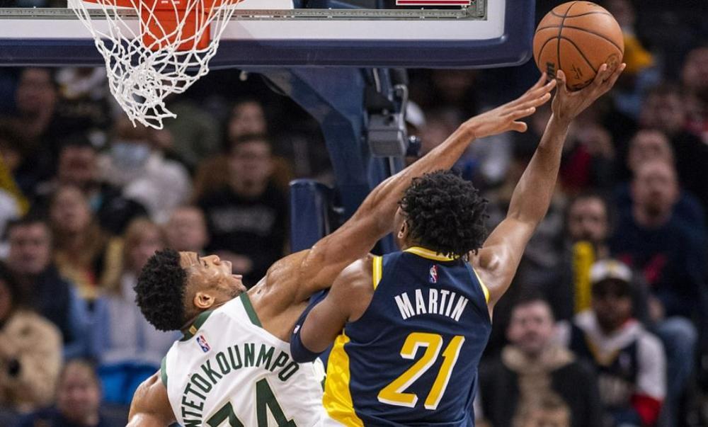 雄鹿多核心受伤,成为东部榜首拦路虎 雄鹿多核心受伤,成为东部榜首拦路虎