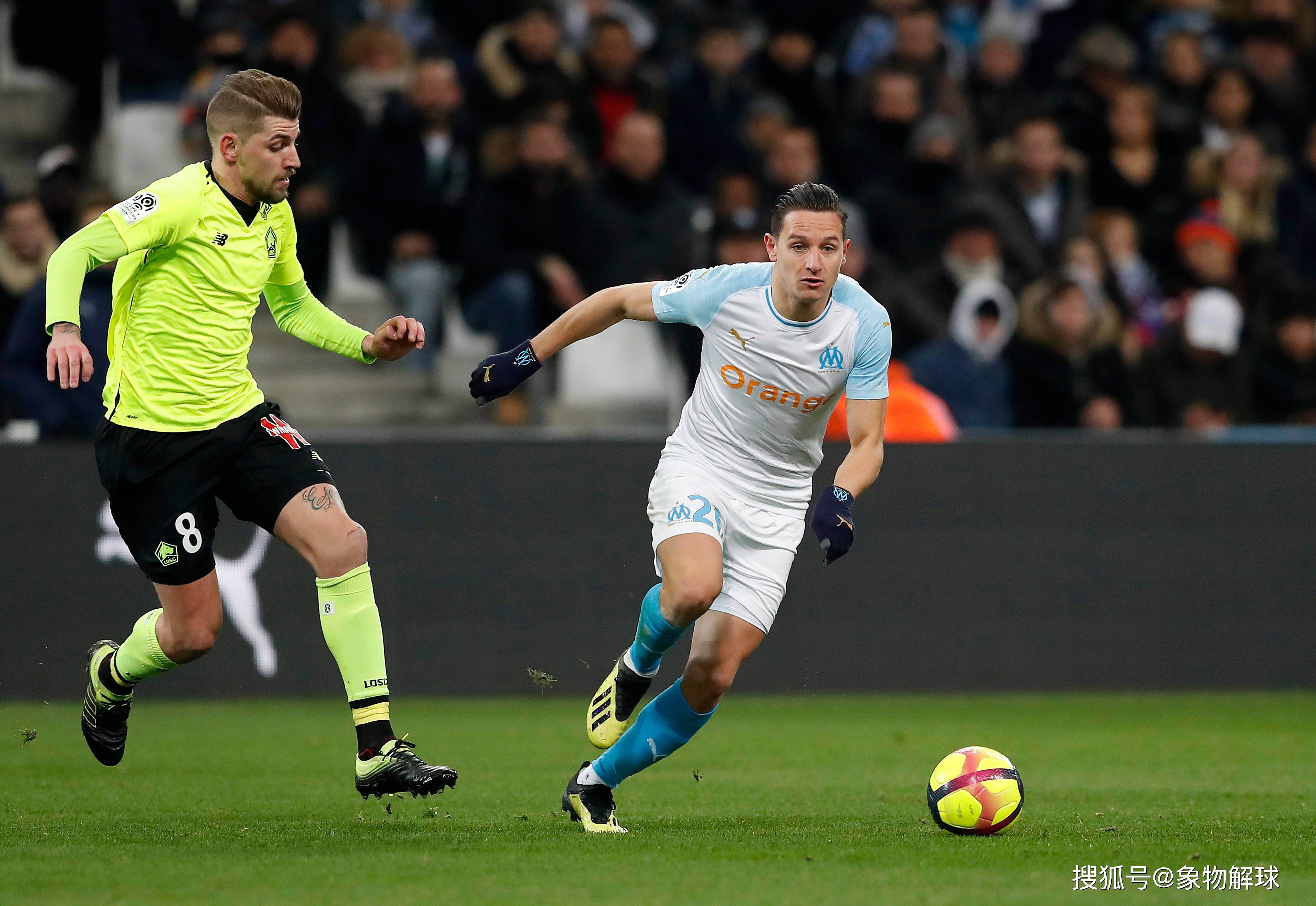 开云APP-法兰克福球员全力备战主场比赛