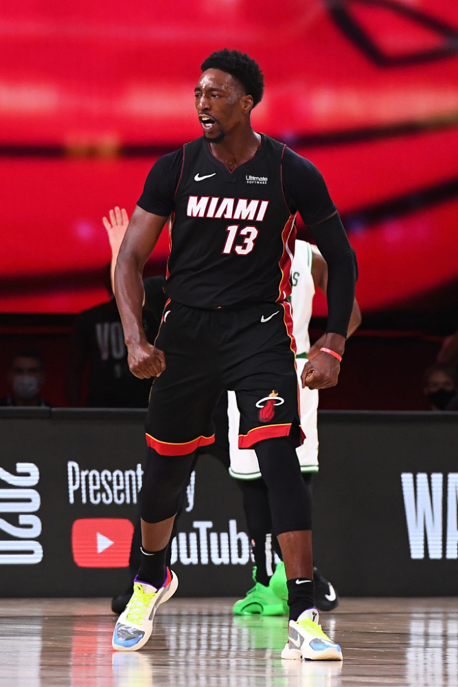 开云体育app-关于人主场完胜热火，保持不败领先优势的信息