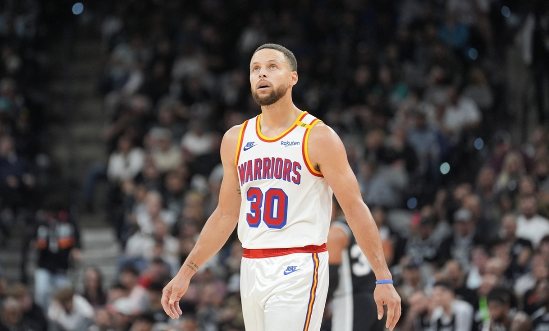 开云下载-步行者力克马刺，迎来两连胜