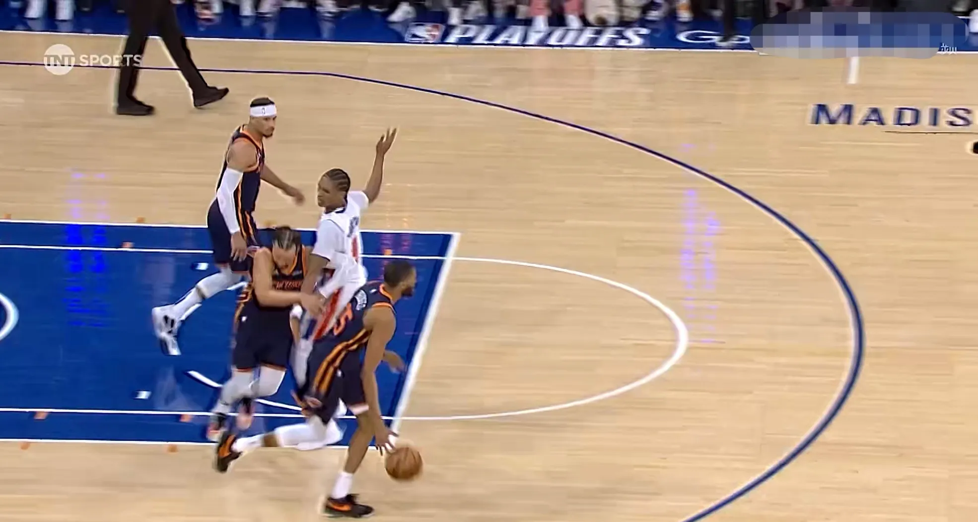 开云体育入口-勇士不敌活塞，遭遇两连败