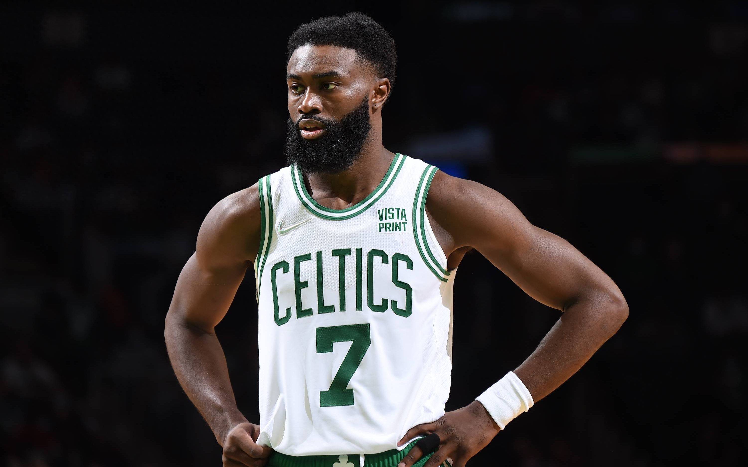 开云体育APP下载-关于绿军大胜76人：布朗砍下40分，绿军主场豪取胜利的信息