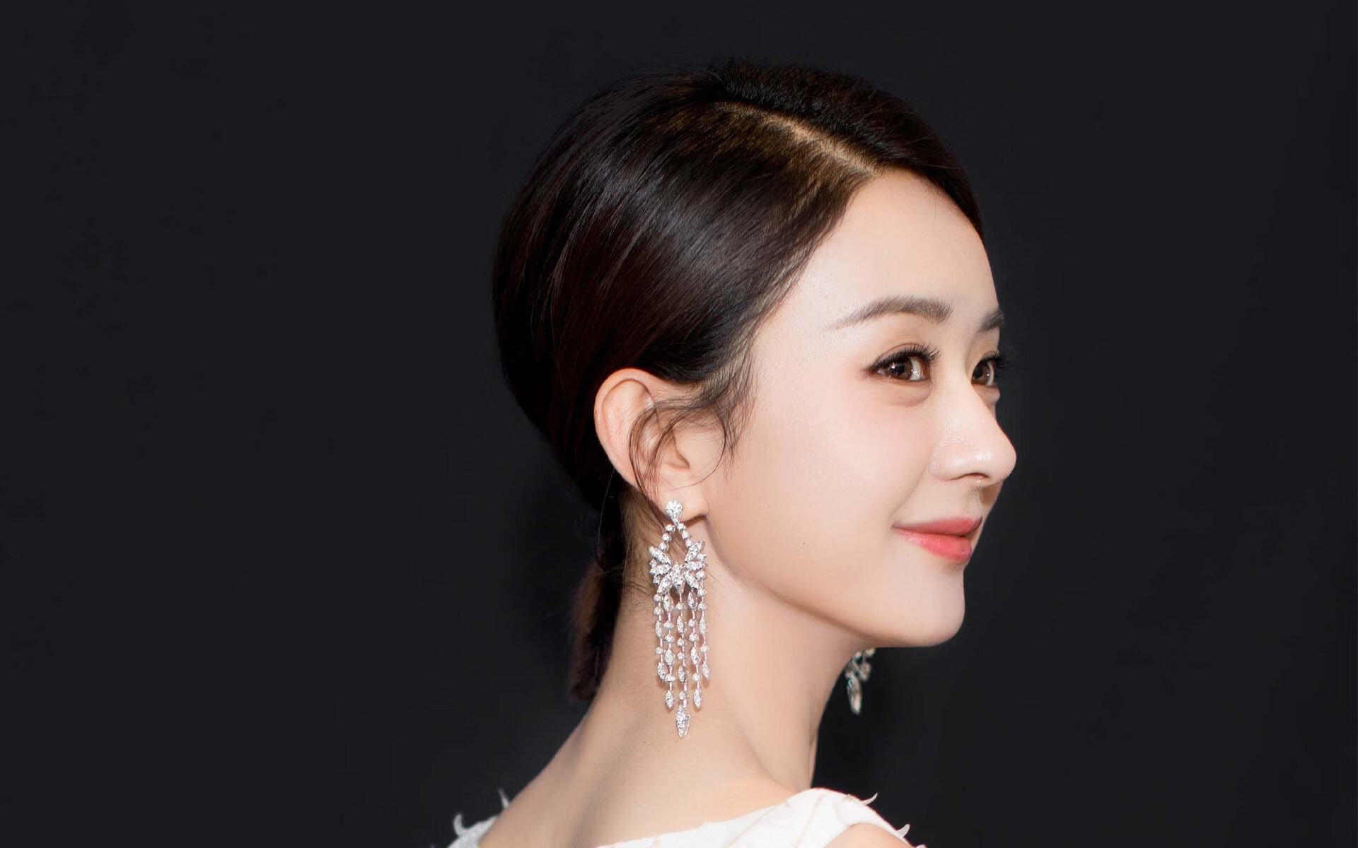 绝杀之夜,贝恩撕裂热火铁壁,老鹰逆风翱翔