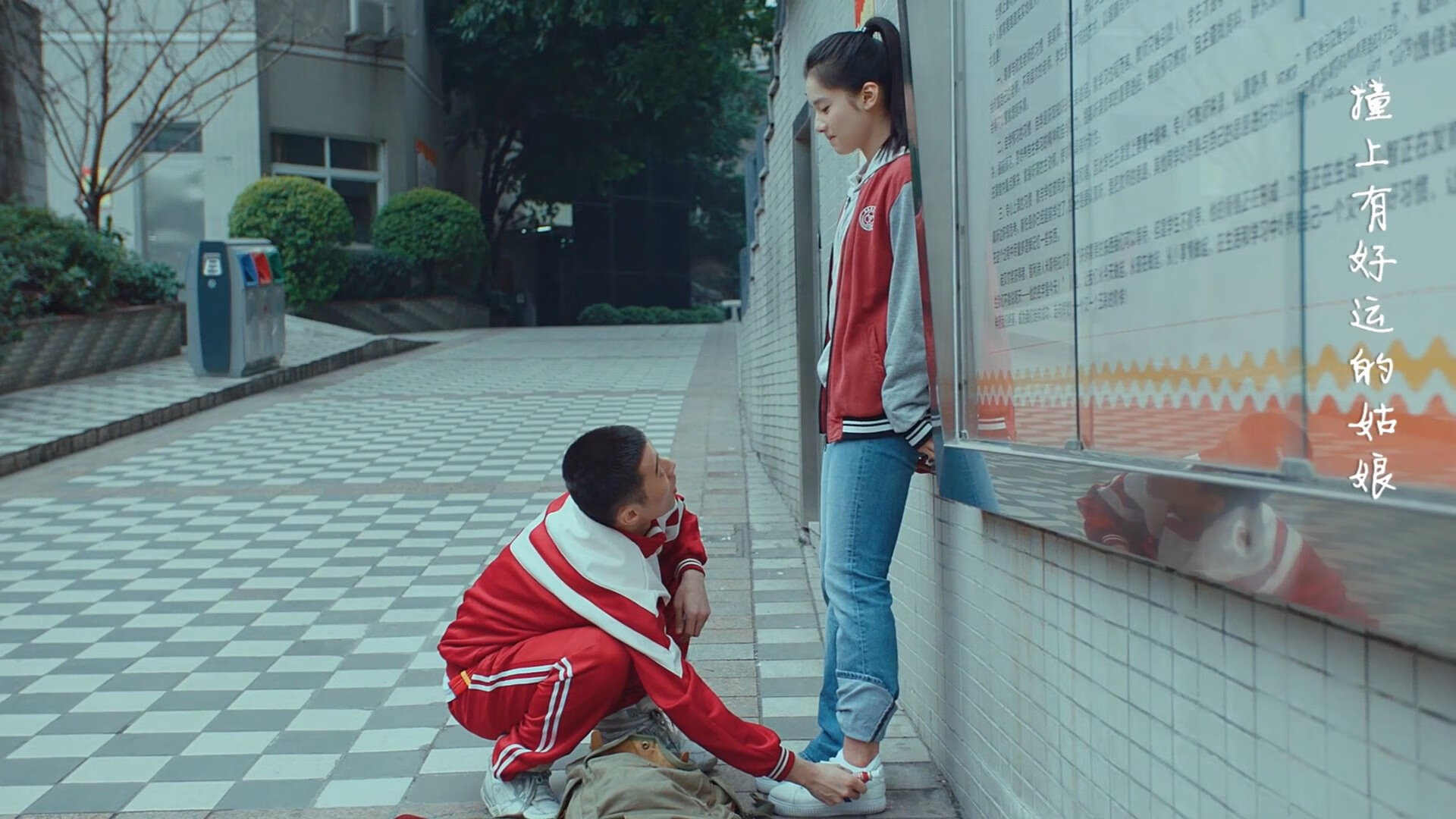 失意者的暗面，一场巴黎夏夜的永恒对峙与洪都拉斯群山中的草根荣光